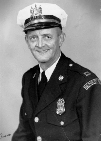 Bowen_Elmer_Z_Captain_1954.jpg